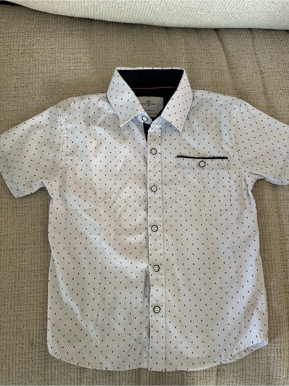 Craft Flow Boys' Short Sleeve Button-Down Size 5